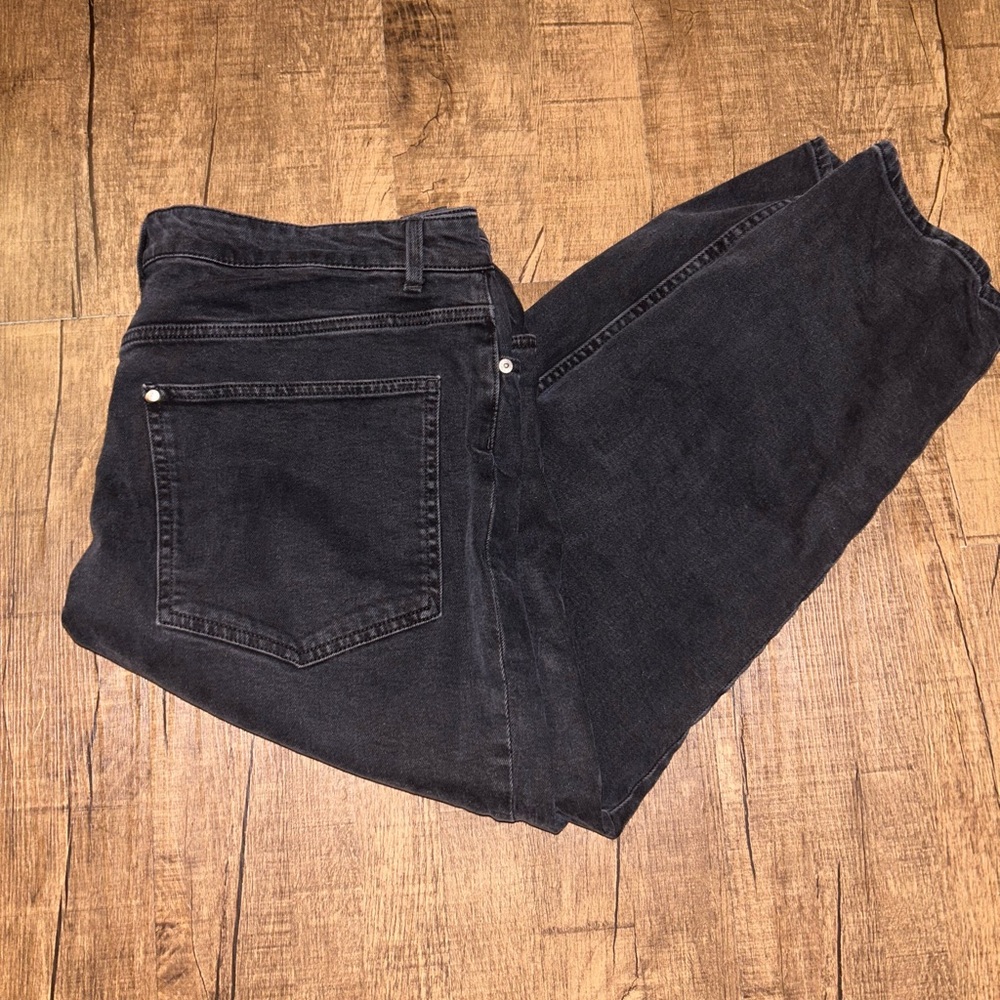 H&M Black Straight Leg Jeans Size 18